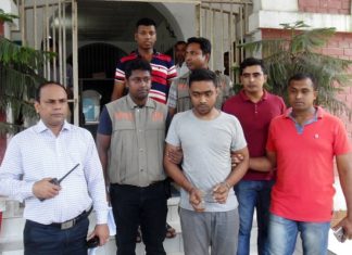 ময়মনসিংহে ভুয়া ডিআইজি গ্রেপ্তার