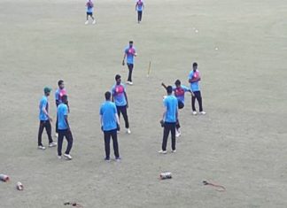 দ্বিতীয় দিন ঘাম ঝরাচ্ছে টাইগাররা