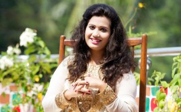 ন্যানসির কণ্ঠে পূজার গান ‘পুঁজো এলো’