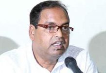 গরিবের চাল লুটপাট করছে ক্ষমতসীনরা: দুদু