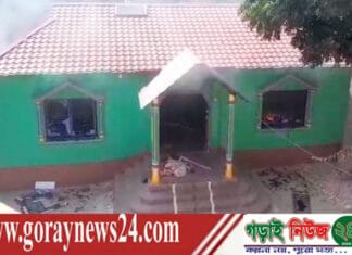 কুষ্টিয়ার দৌলতপুরে সেই কথিত পীর গণপিটুনিতে নিহত!
